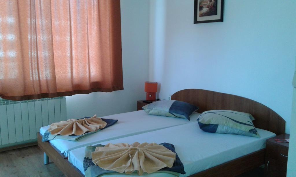 Zora Guest House Приморсько Номер фото